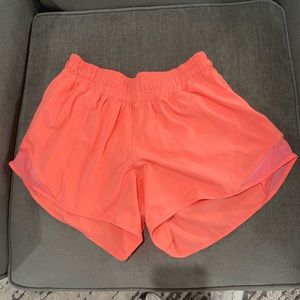 Lulu hotty hot 4 inch shorts size 6
